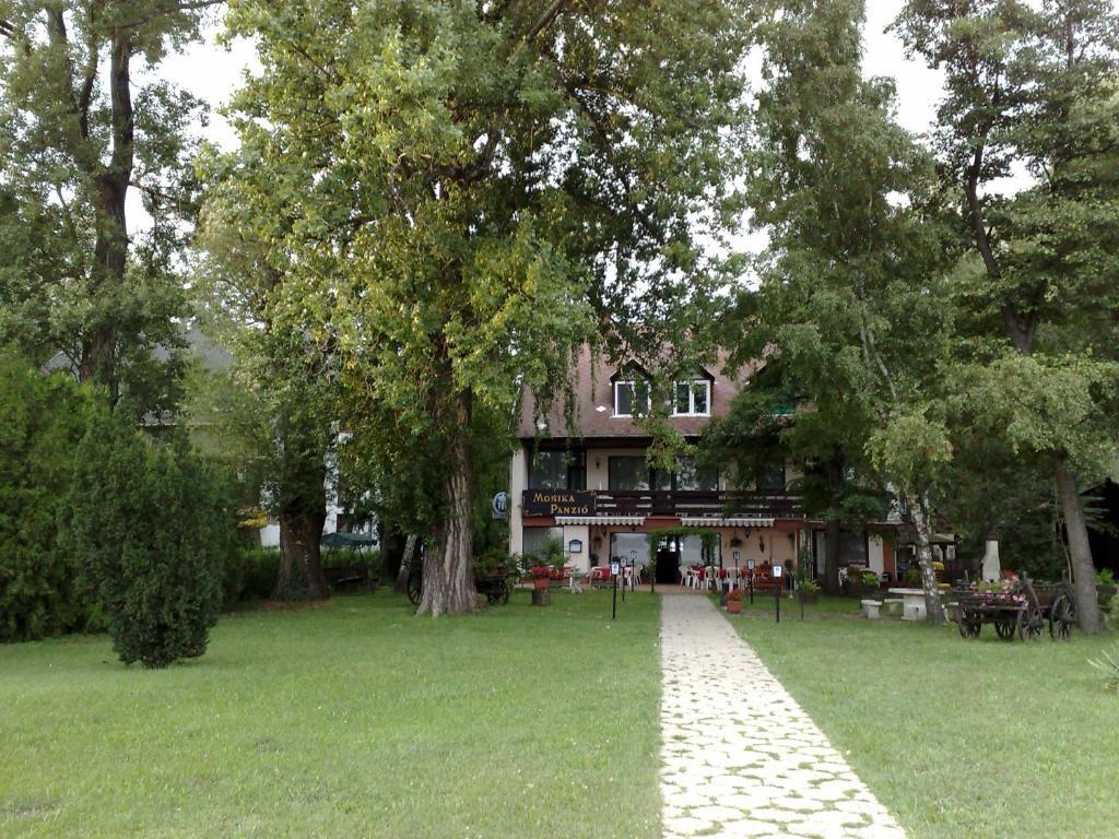 Monika Panzio Tata Bagian luar foto
